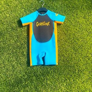 O’Neil toddler wetsuit size 3